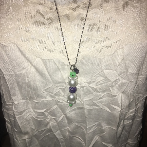 Pendant with purple & green & ivory silver chain - Picture 8 of 8